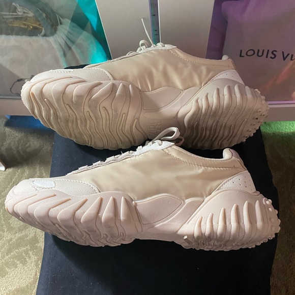 ZARA SOFT SNICKERS SHOES by Zara  in good as new excellent condition ✅ - Picture 8 of 9